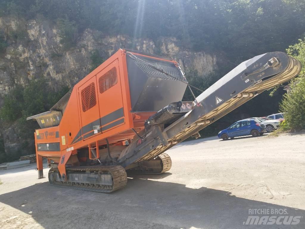 Arjes Titan 900 Irat megsemmisítők