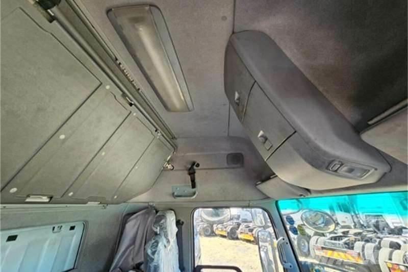 UD TRUCKS QUON Egyéb