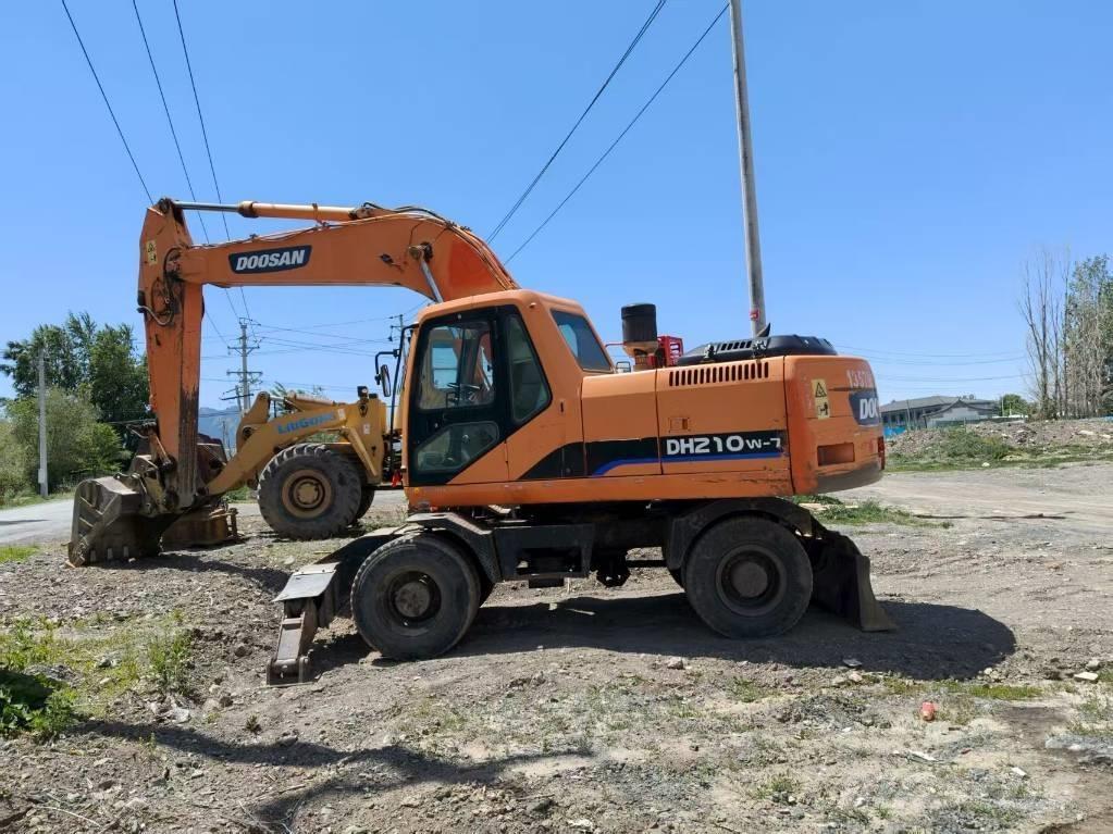 Doosan DH210W-7 Gumikerekes kotrók