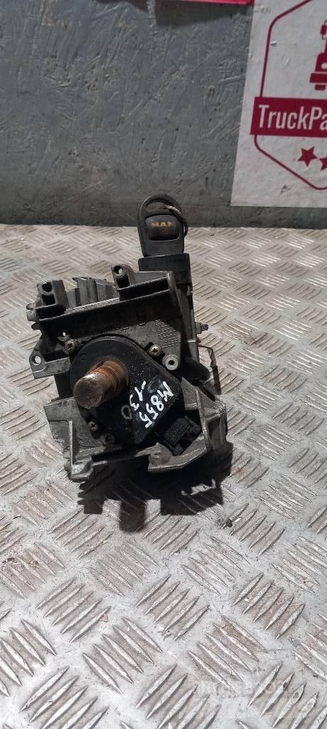 MAN TGA   81255016035 Vezetőfülke és belső tartozékok