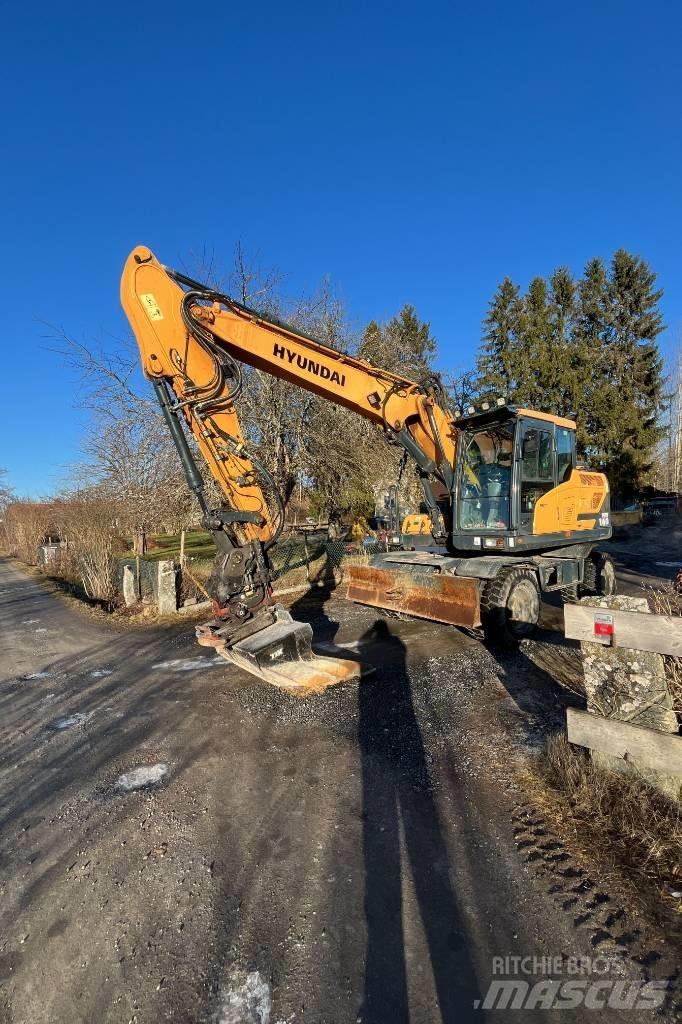 Hyundai HW 140 Gumikerekes kotrók