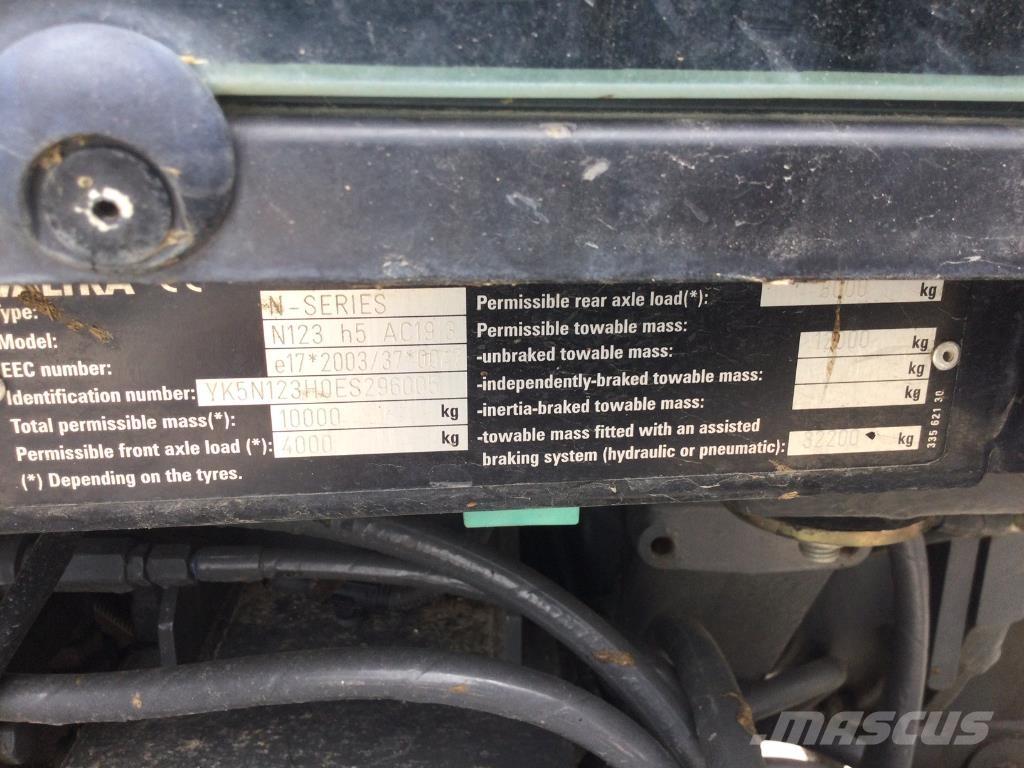 Valtra N123 Traktorok