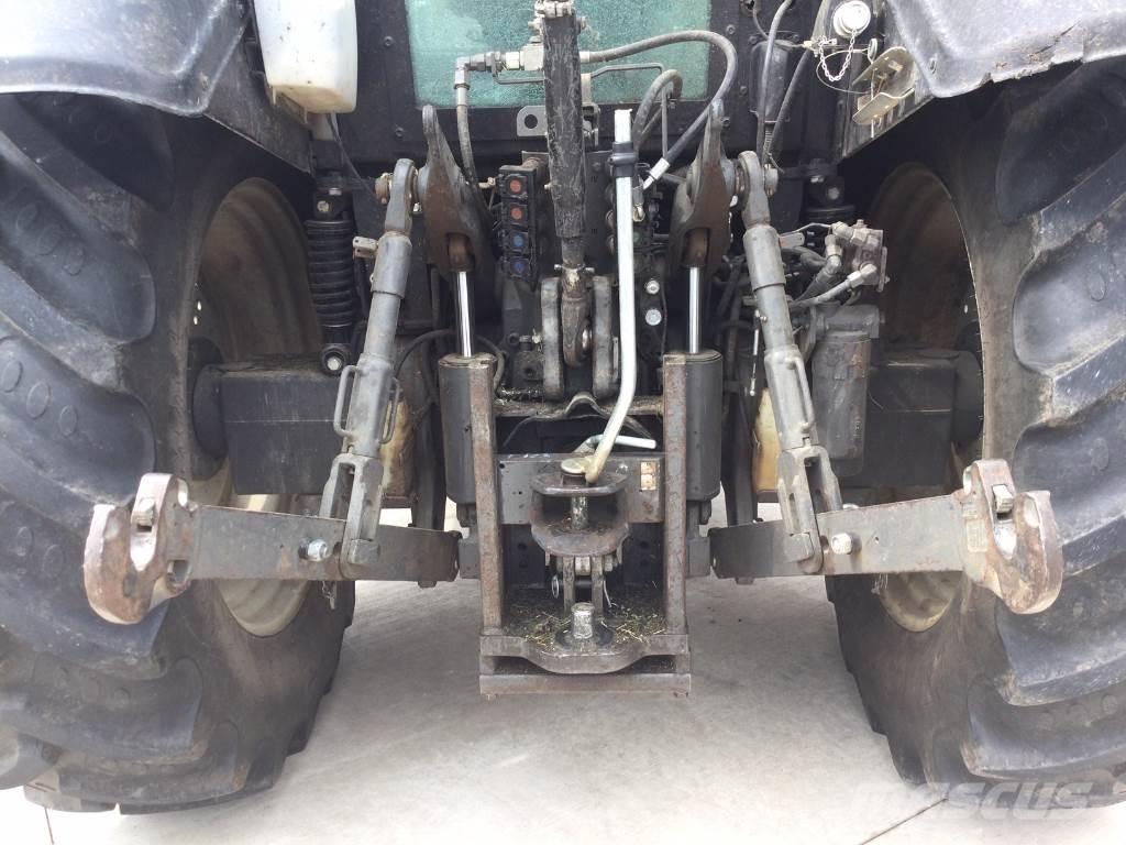 Valtra N123 Traktorok