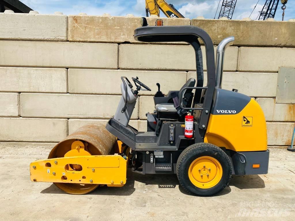 Volvo sd25 Egydobos hengerek