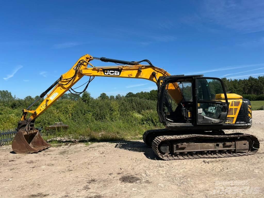 JCB JS 130 LC Lánctalpas kotrók