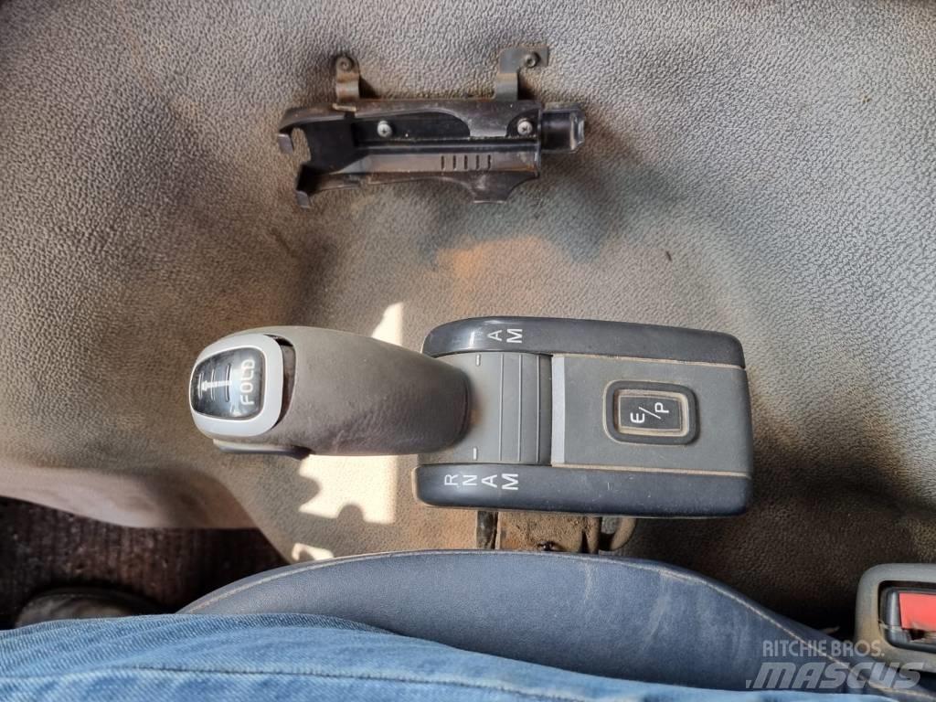 Volvo FM 400 Hidraulikus konténerszállító