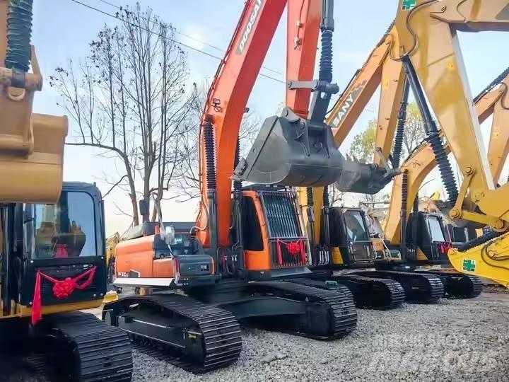 Doosan DH300 Lánctalpas kotrók