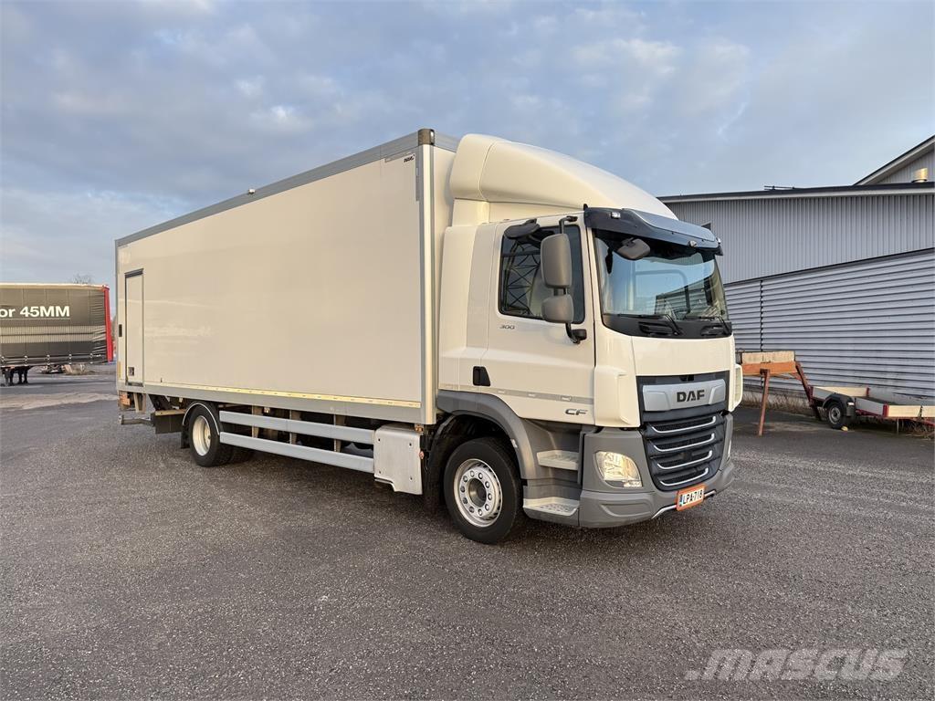 DAF CF 300 FA 4X2 Dobozos teherautók