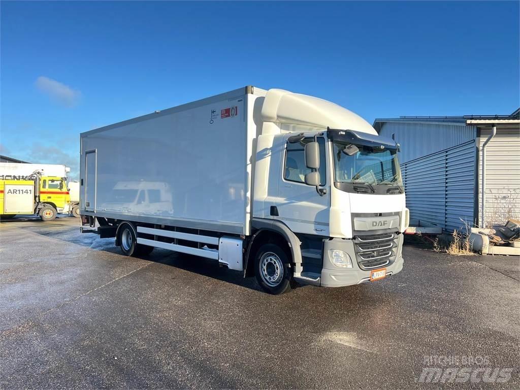 DAF CF 300 FA 4X2 Dobozos teherautók