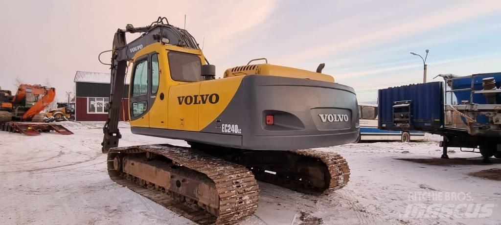 Volvo EC 240 C L Lánctalpas kotrók
