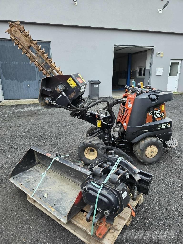 Ditch Witch R300 Árokásók