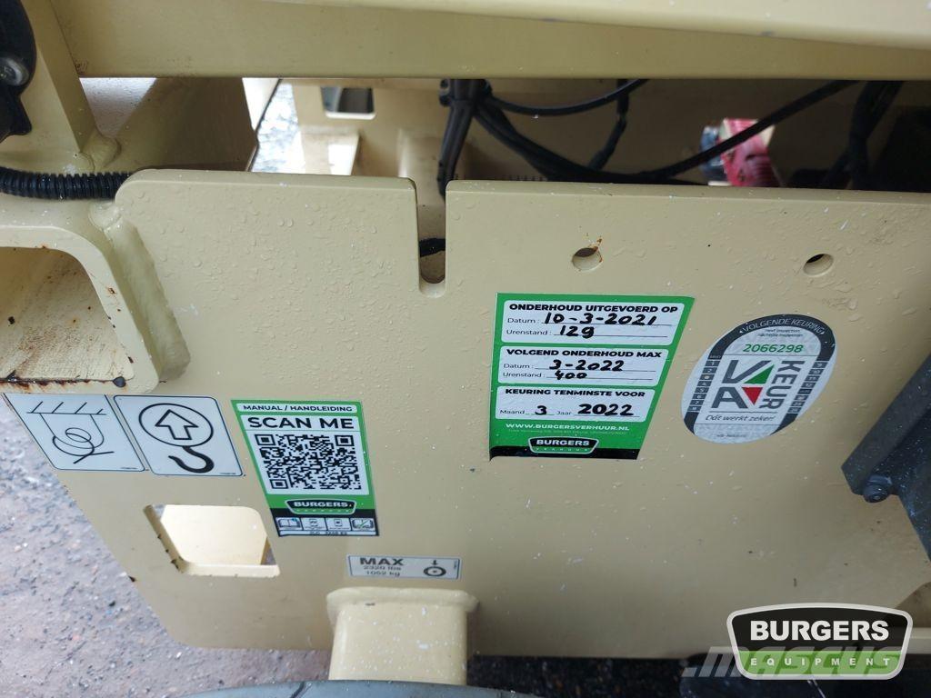 JLG 3246ES Ollós emelők