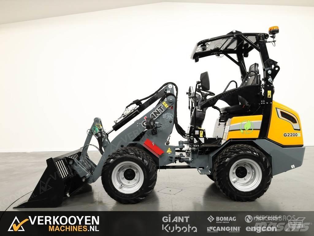 GiANT G2200E Gumikerekes homlokrakodók