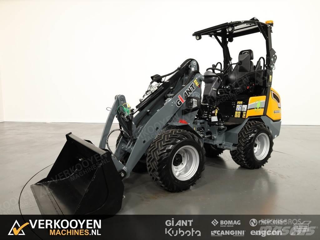 GiANT G2200E Gumikerekes homlokrakodók