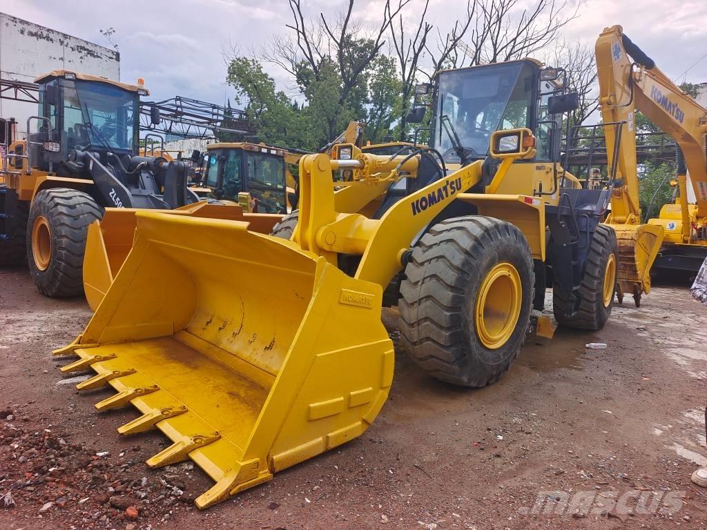 Komatsu WA 380 Gumikerekes homlokrakodók