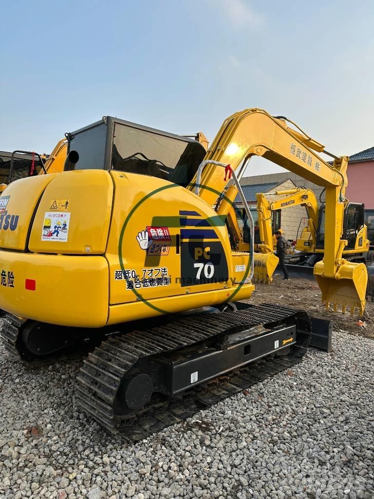Komatsu PC 70 Mini kotrók < 7t