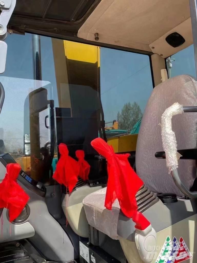 Komatsu PC 70 Mini kotrók < 7t