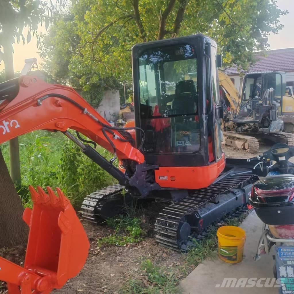 Kubota U 35 Mini kotrók < 7t
