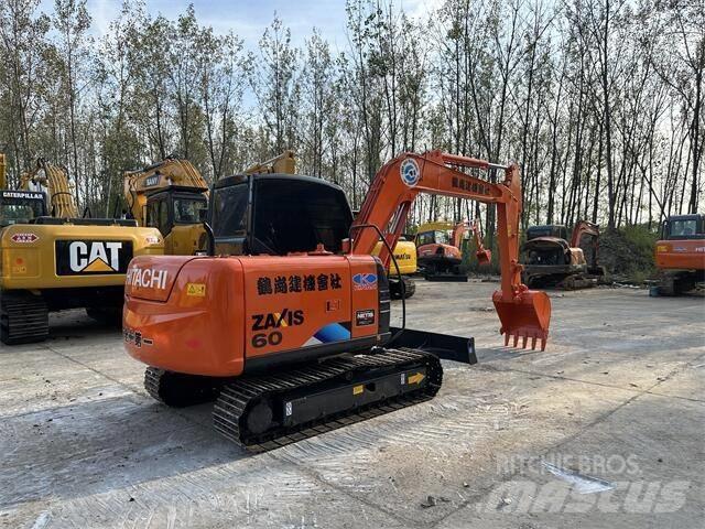 Hitachi ZX60 Lánctalpas kotrók