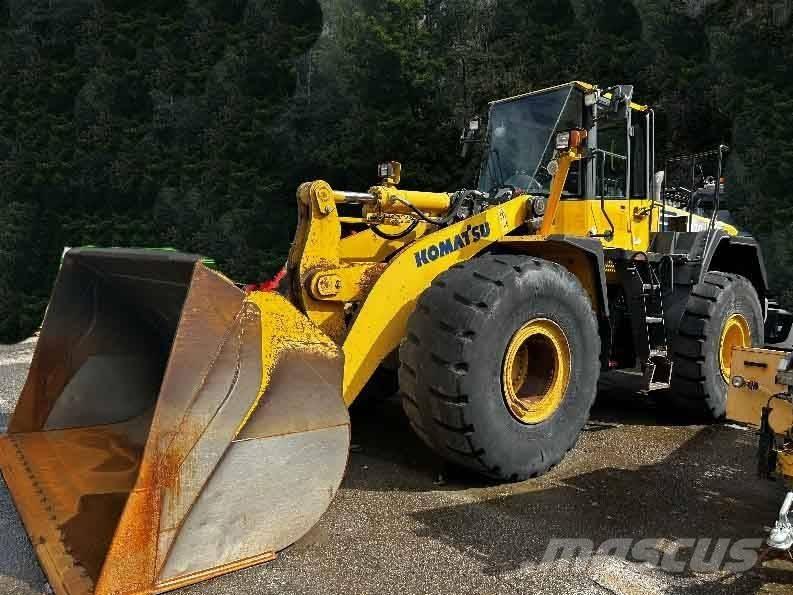 Komatsu WA470LC-6 Gumikerekes homlokrakodók