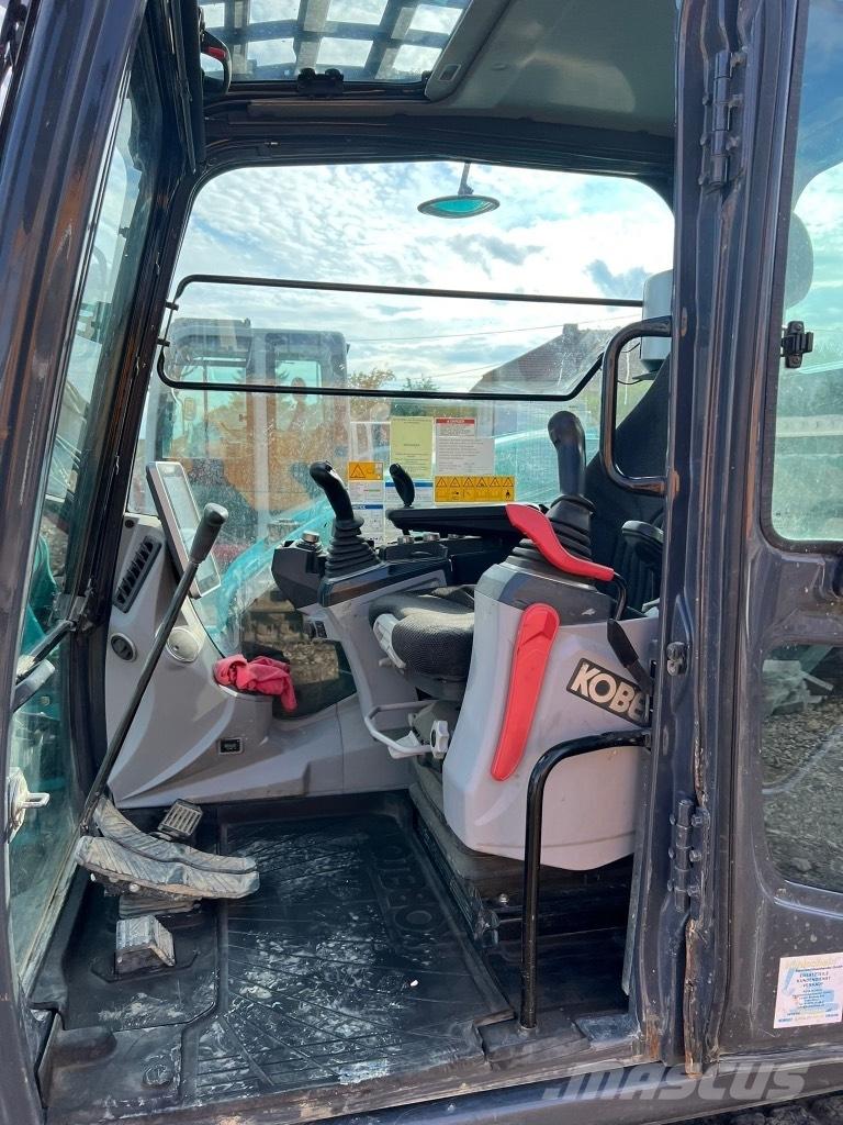 Kobelco SK 140 Lánctalpas kotrók