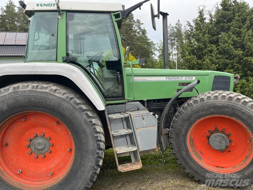 Fendt 818-4 Traktorok