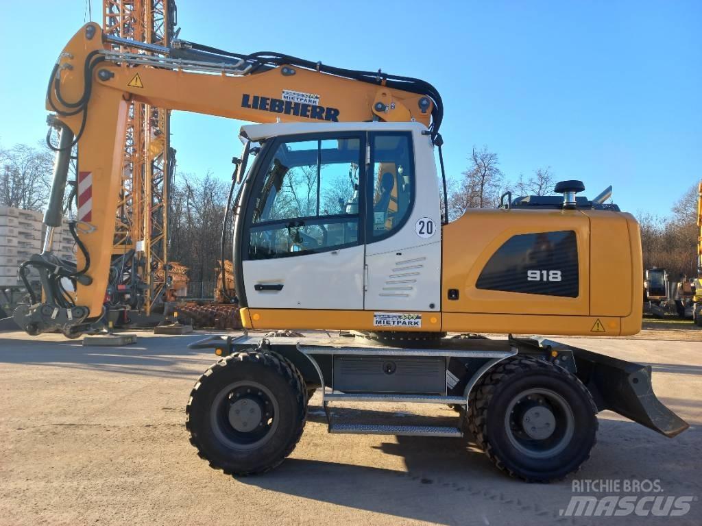 Liebherr A 918 G6.0 Gumikerekes kotrók