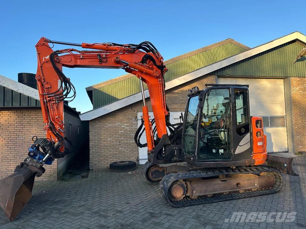 Hitachi ZX85USB-5A Teleszkópos rakodók