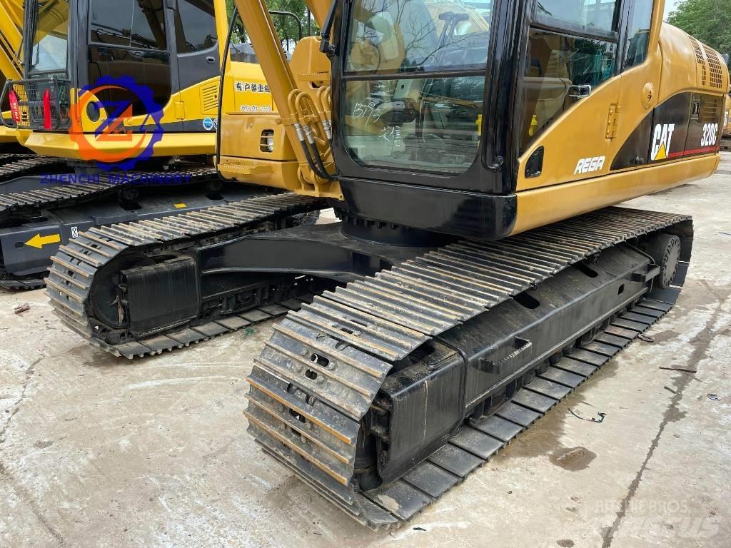 CAT 320 C Lánctalpas kotrók