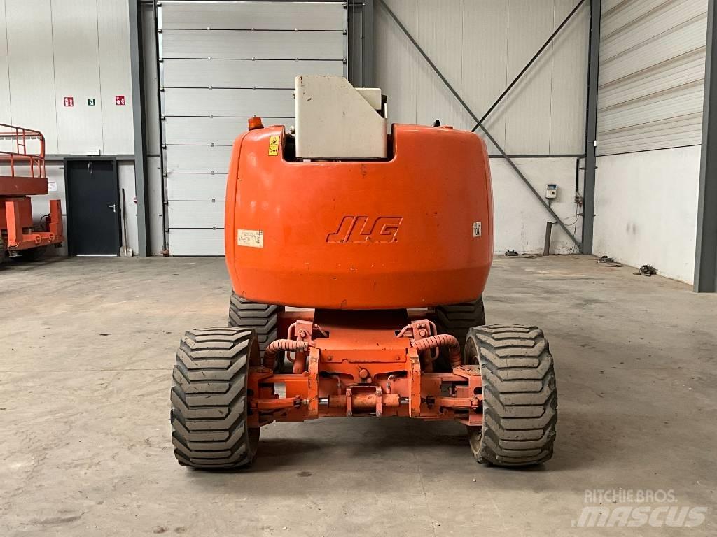 JLG 450 AJ Karos emelők