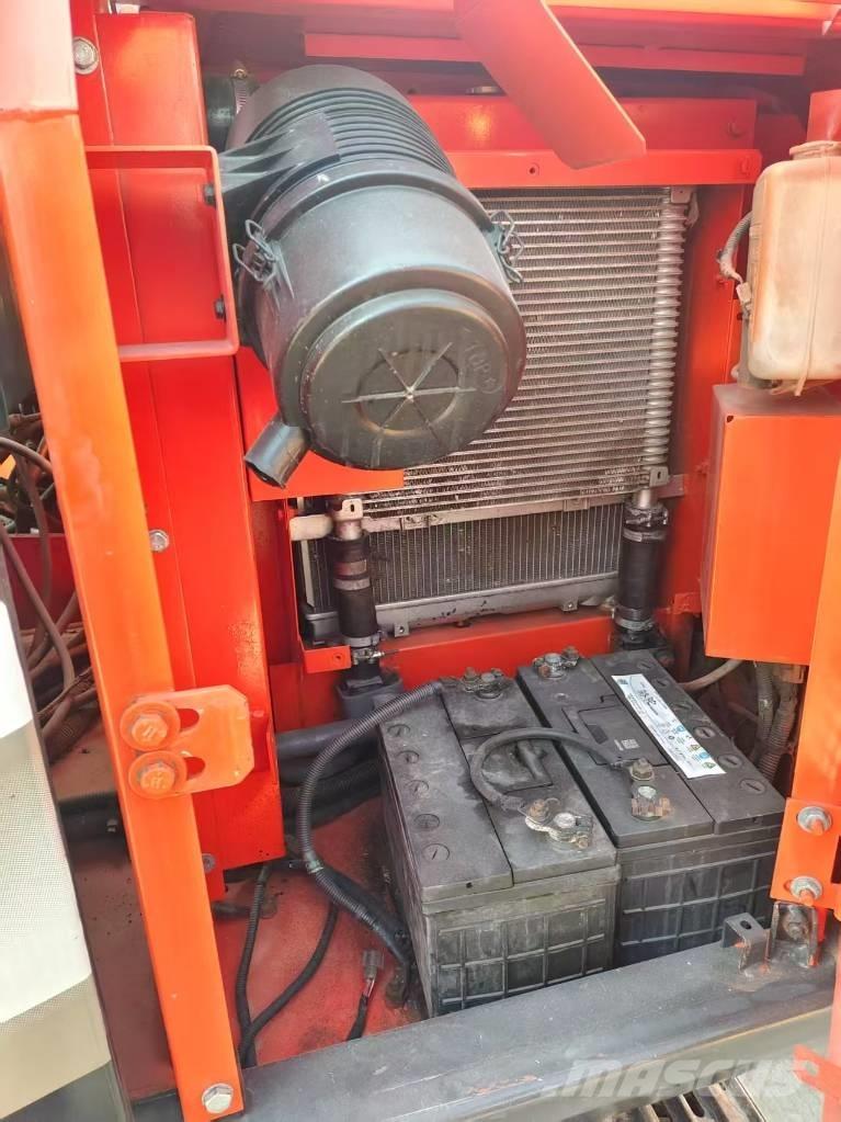 Hitachi ZX 60 Mini kotrók < 7t