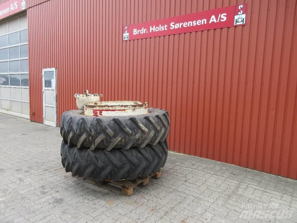 Schaad 16.9-38 Gumiabroncsok, kerekek és felnik