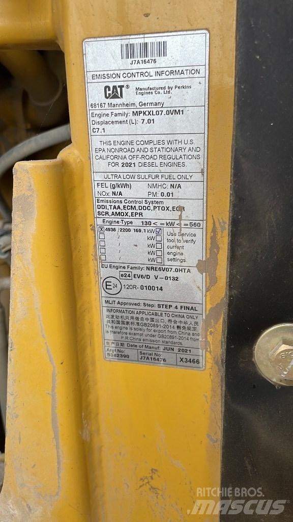 CAT 950 GC Gumikerekes homlokrakodók