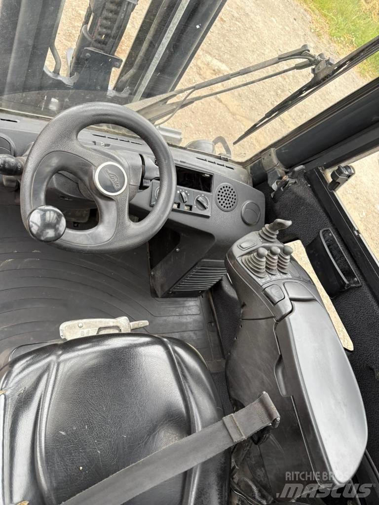 Linde H 30 D Dízel targoncák