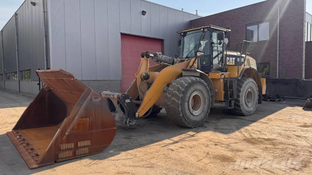 CAT 972 K Gumikerekes homlokrakodók