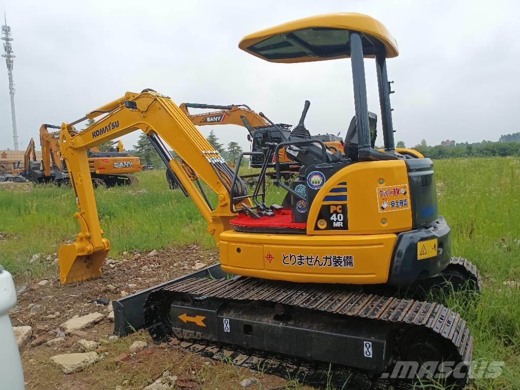 Komatsu PC 40 Lánctalpas kotrók