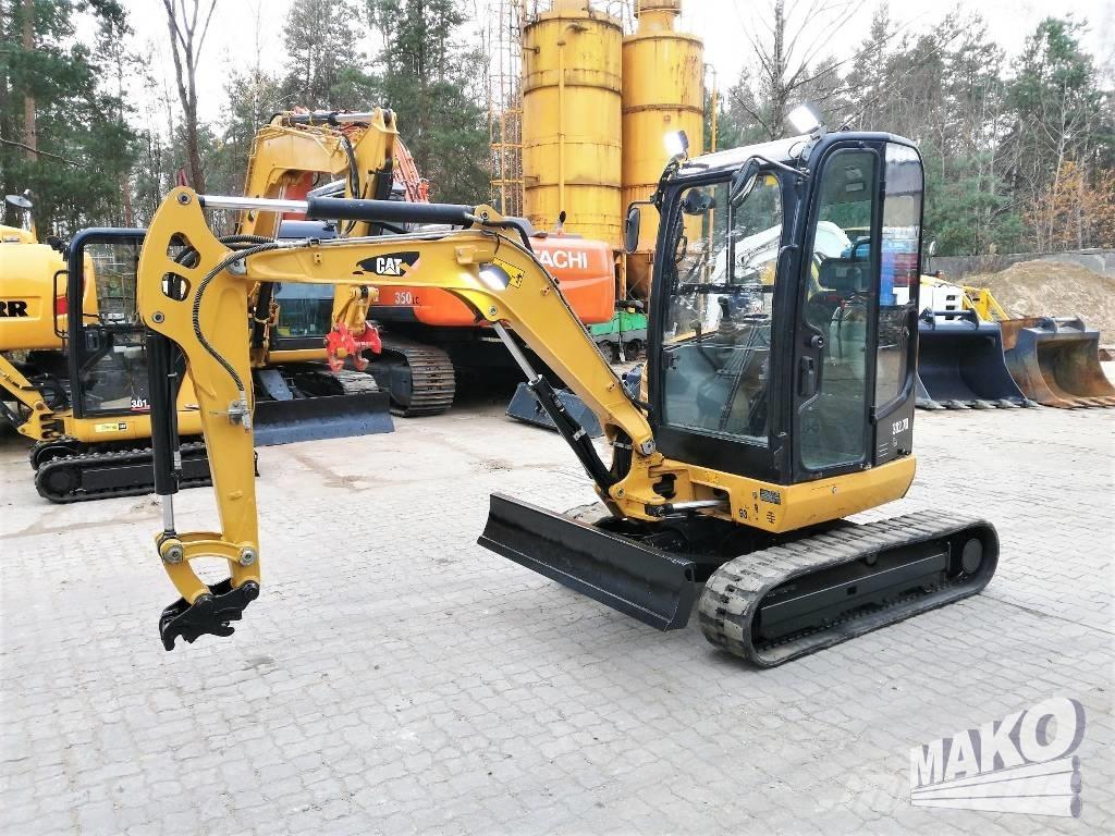 CAT 302.7 D CR Mini kotrók < 7t