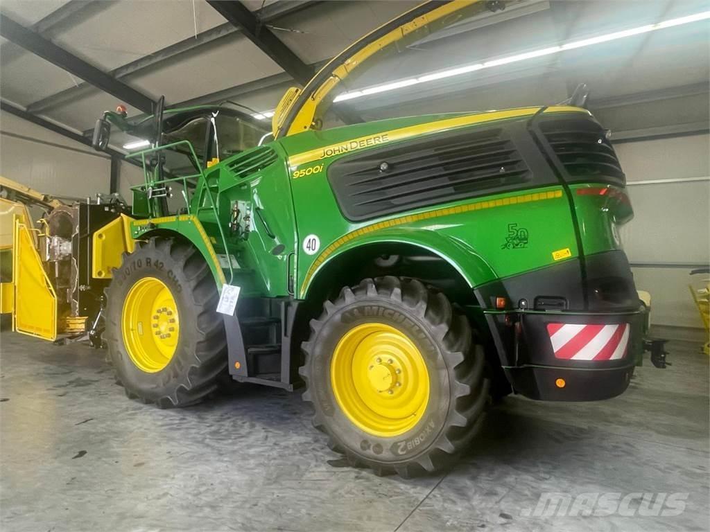 John Deere 9500 i Önjáró szecskázók