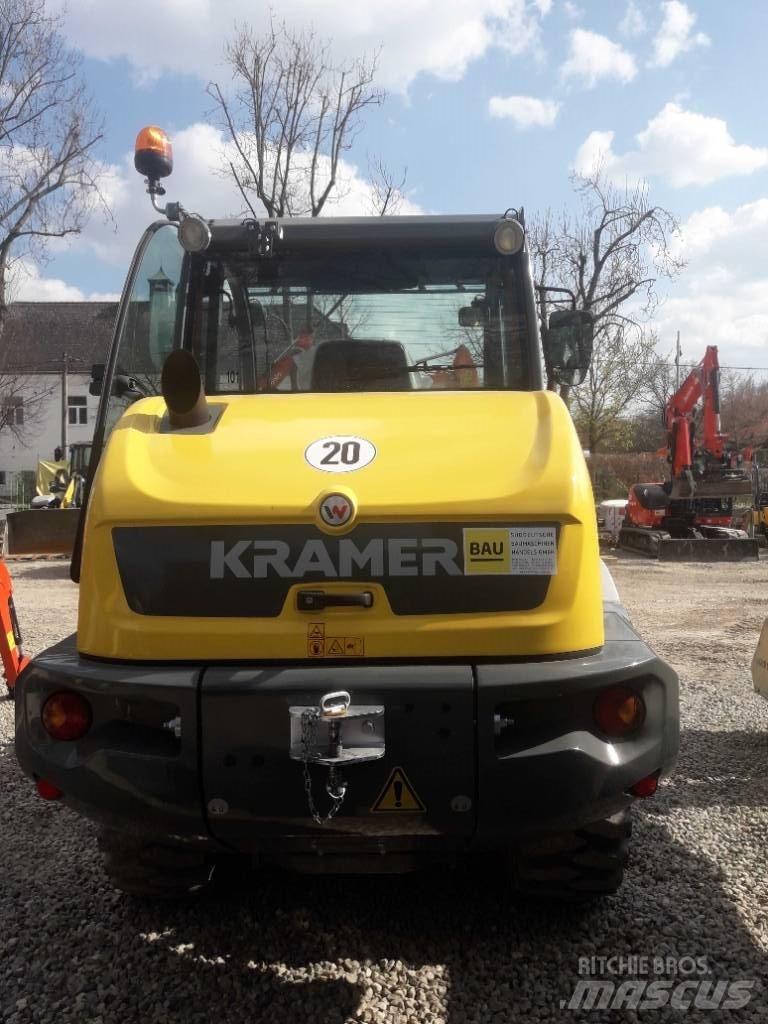 Kramer 8115 Gumikerekes homlokrakodók
