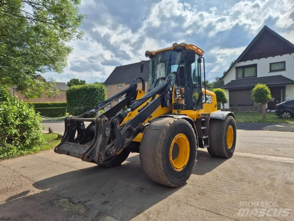 JCB 416 HT Gumikerekes homlokrakodók