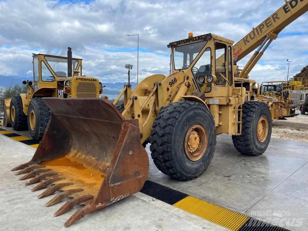 CAT 966 C Gumikerekes homlokrakodók