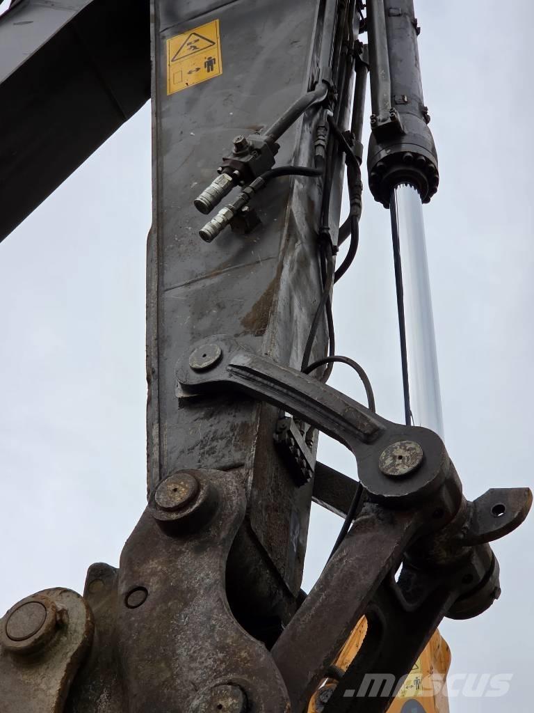 Volvo EC220EL Lánctalpas kotrók