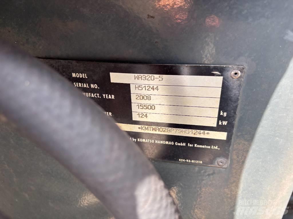 Komatsu WA 320-5 Gumikerekes homlokrakodók