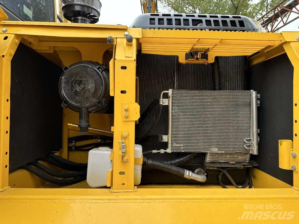Komatsu PC 200-8 Lánctalpas kotrók