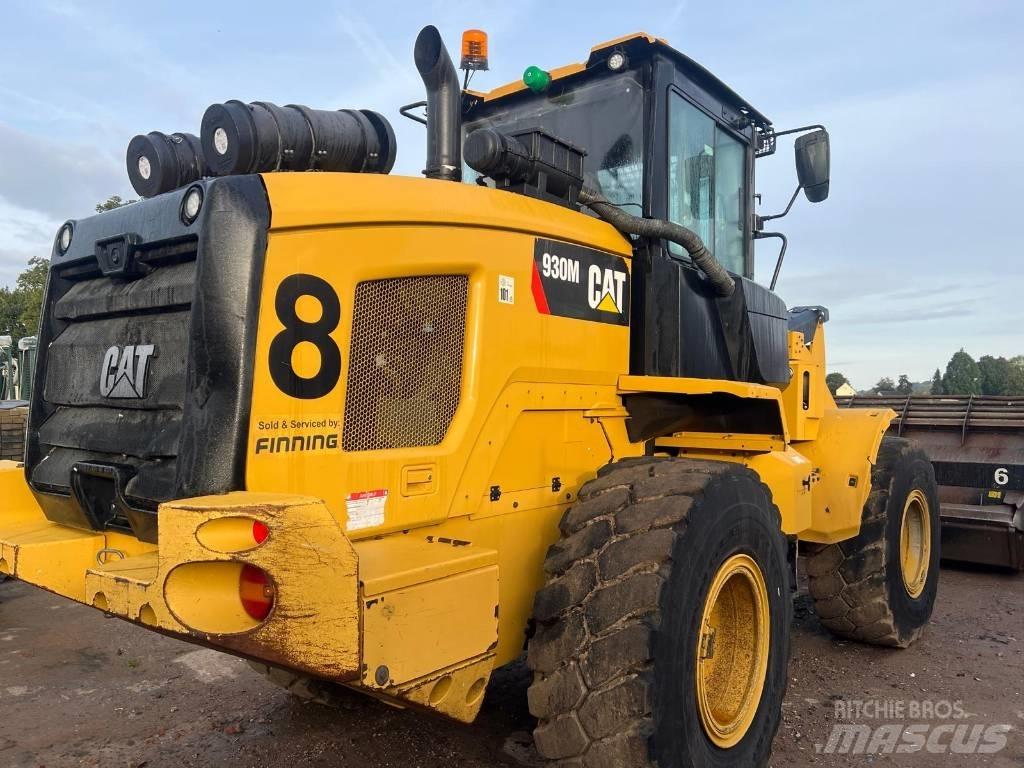 CAT 930 M Gumikerekes homlokrakodók