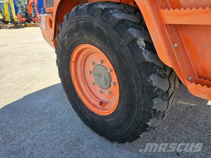 Volvo L 30 G Gumikerekes homlokrakodók