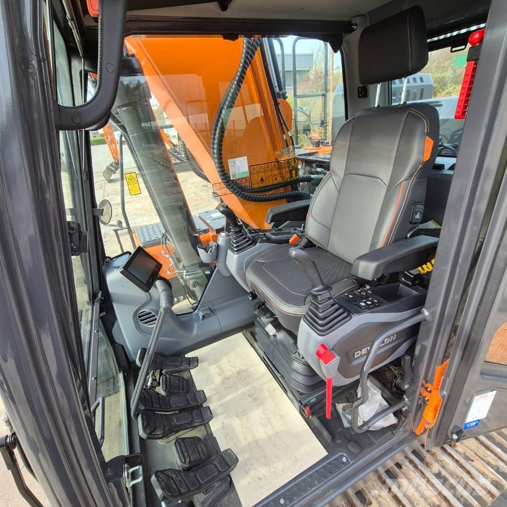 Doosan DX235LC-7 Lánctalpas kotrók
