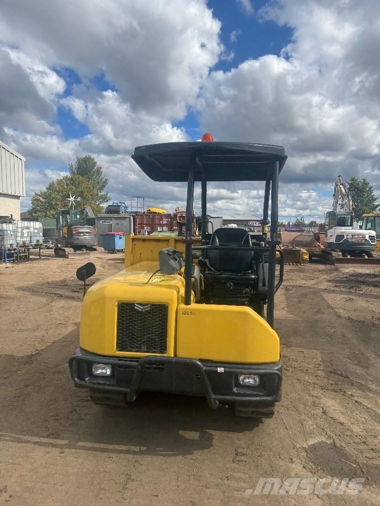 Yanmar C 30 R Lánctalpas dömperek