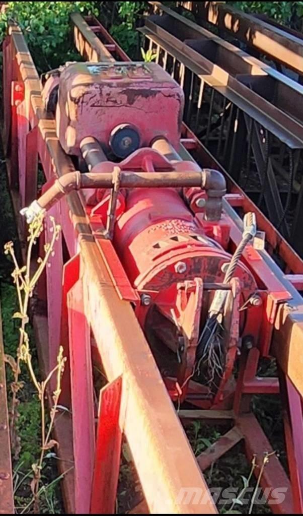  2006 VULCAN Hidraulikus cölöpverők