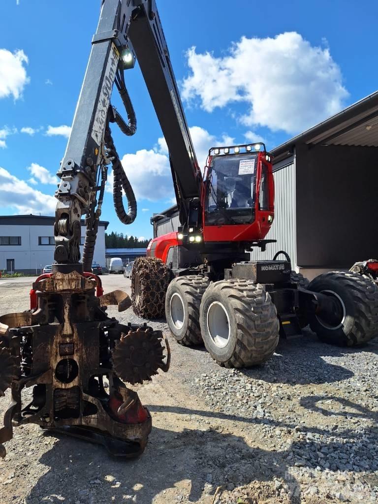 Komatsu 931 Betakarítók